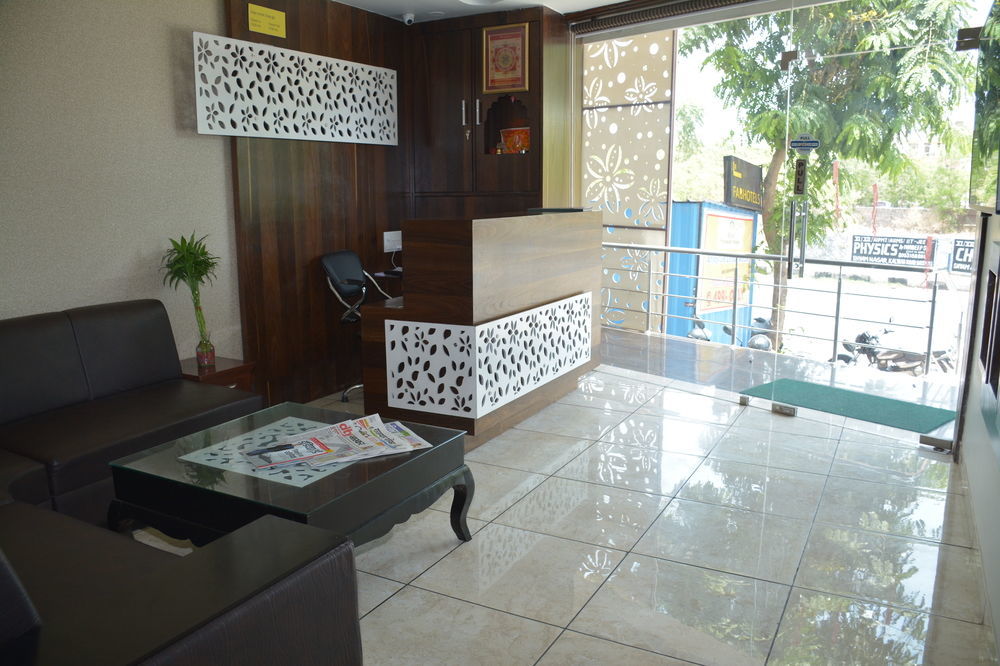 Fabhotel Padmavati Palace Mansarovar جايبور المظهر الخارجي الصورة