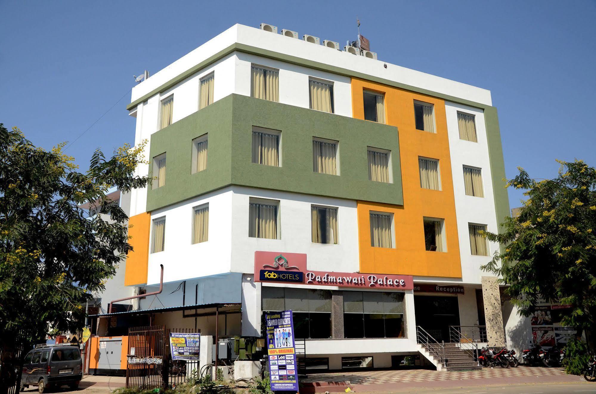 Fabhotel Padmavati Palace Mansarovar جايبور المظهر الخارجي الصورة